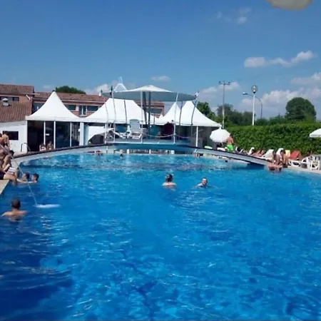 Szálloda Isabela 4*