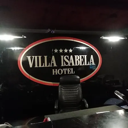 Isabela ホテル 4*