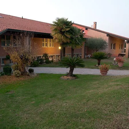 Szálloda Isabela SantʼAngelo