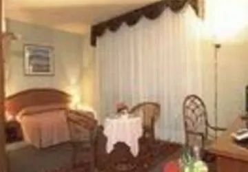 Isabela Hotel