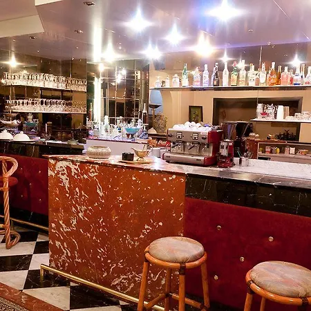 ホテル Isabela SantʼAngelo