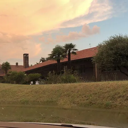 Isabela Otel SantʼAngelo